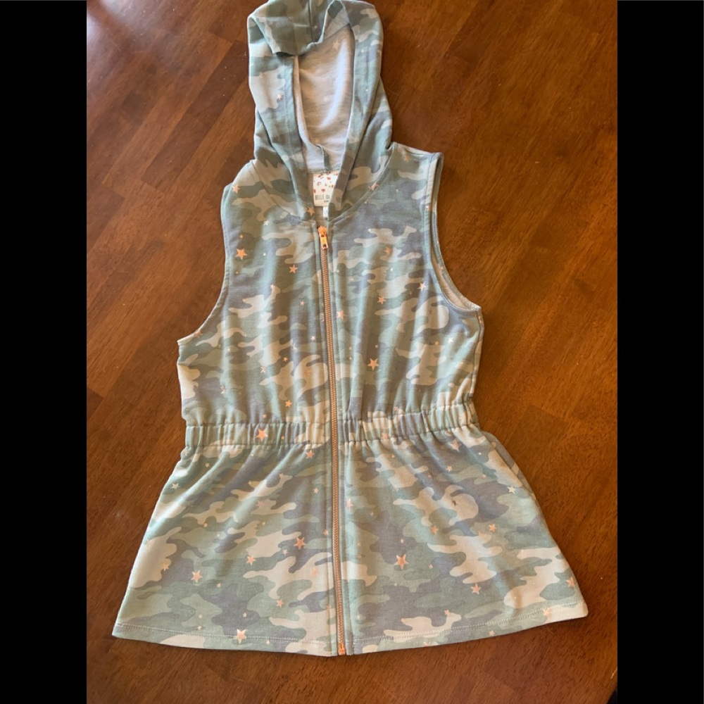 Belle‎ de Jour vest